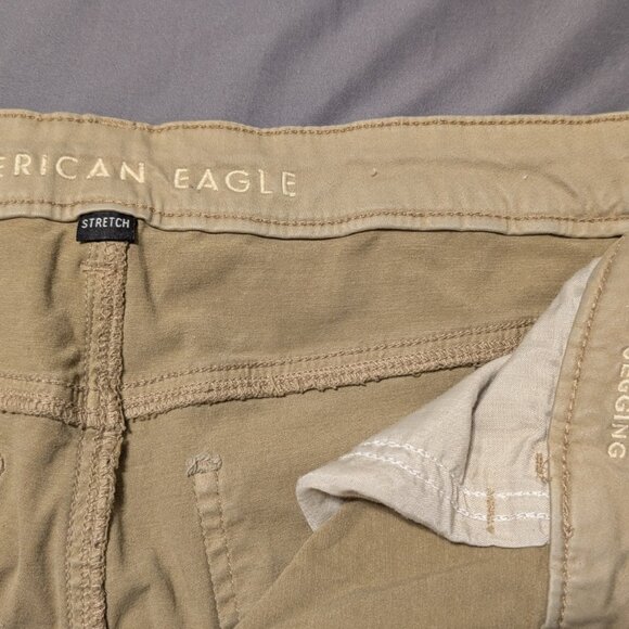 Size 14 - Regular - American Eagle - Stretch - Hi-Rise Jegging - Picture 5 of 7